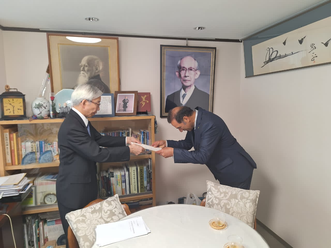 آی کی دو ایران